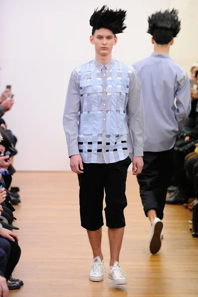 Look 24